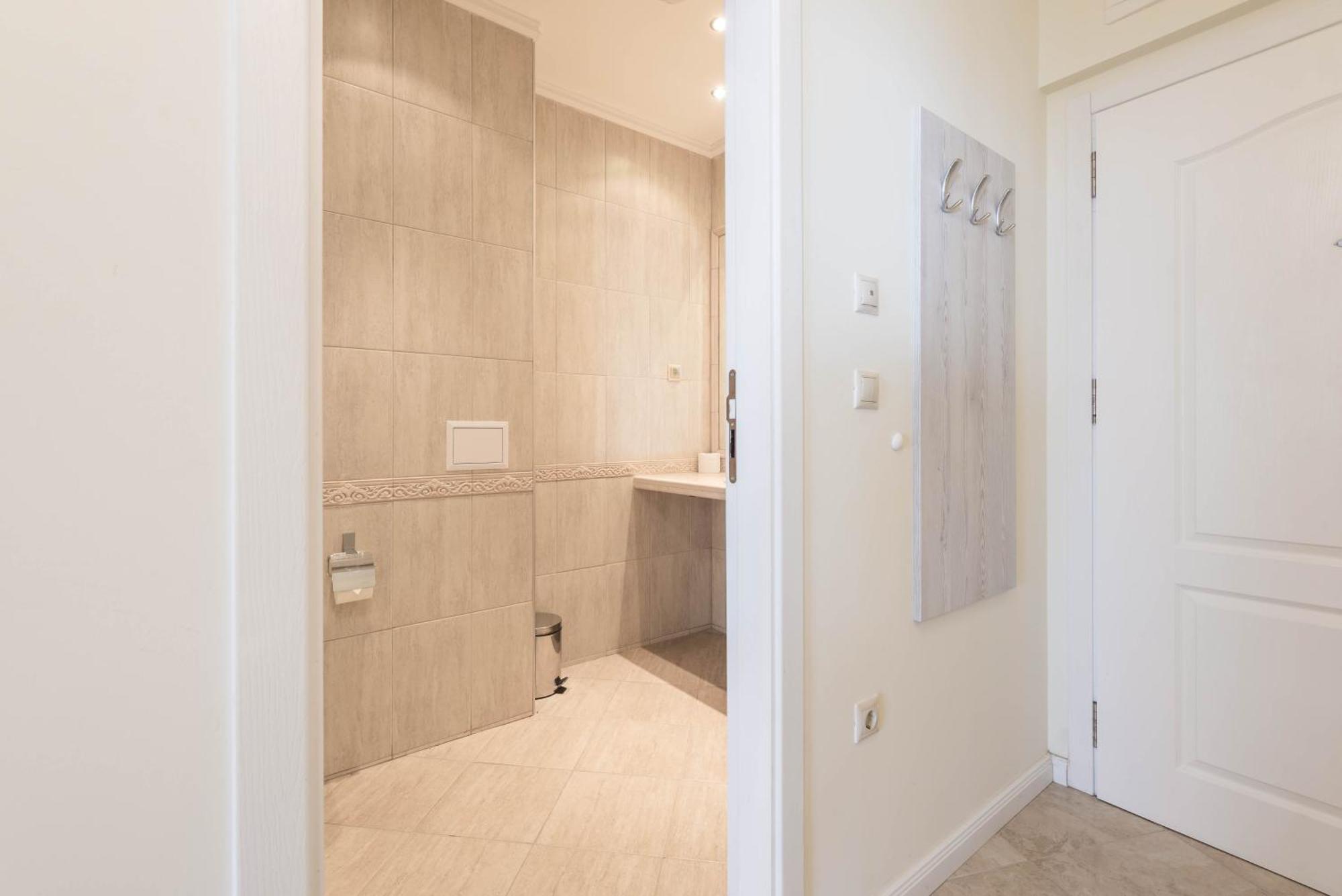 Luxurious And Panoramic Apartments At The Beach In La Mer Complex Golden Sands Exterior photo