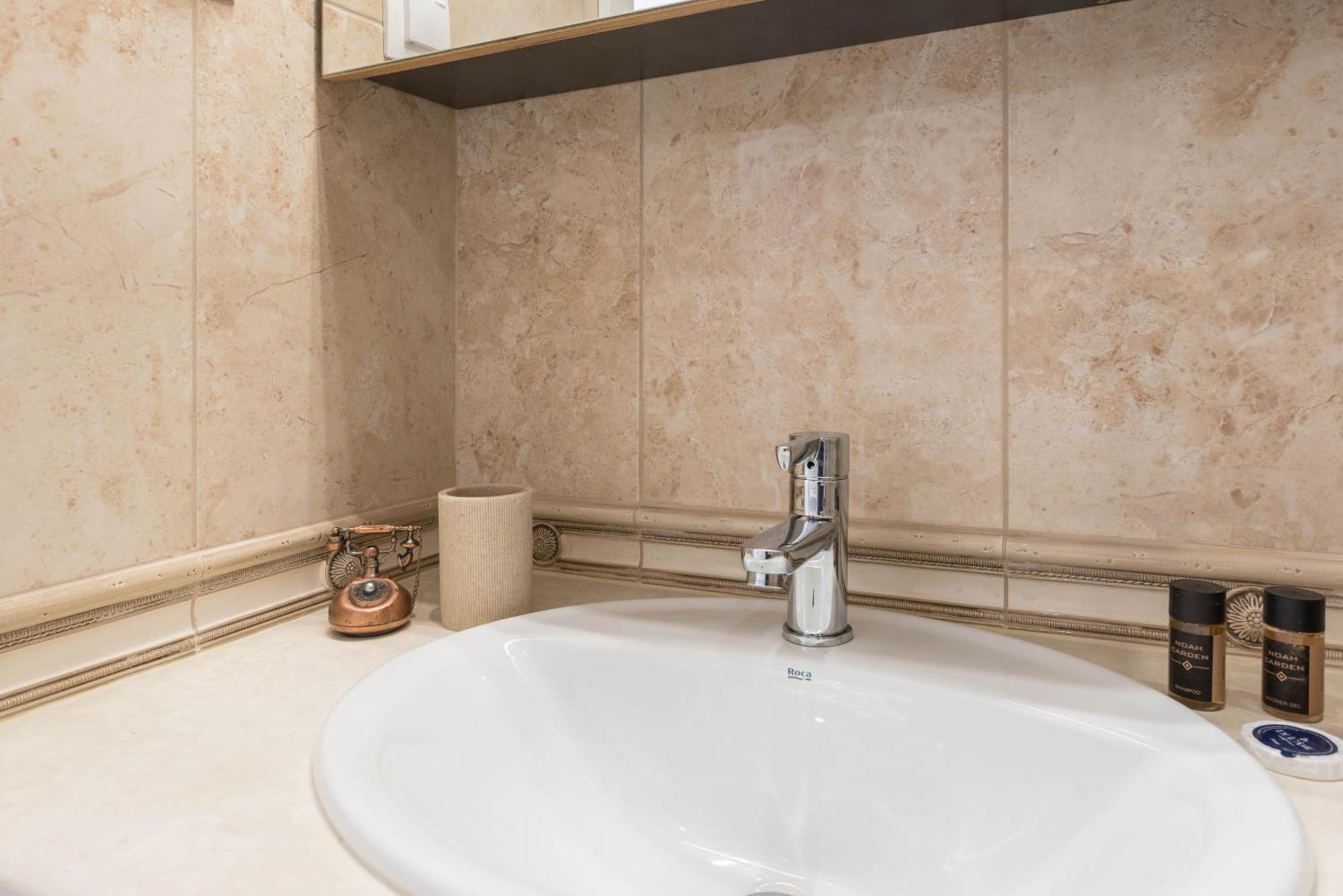 Luxurious And Panoramic Apartments At The Beach In La Mer Complex Golden Sands Exterior photo